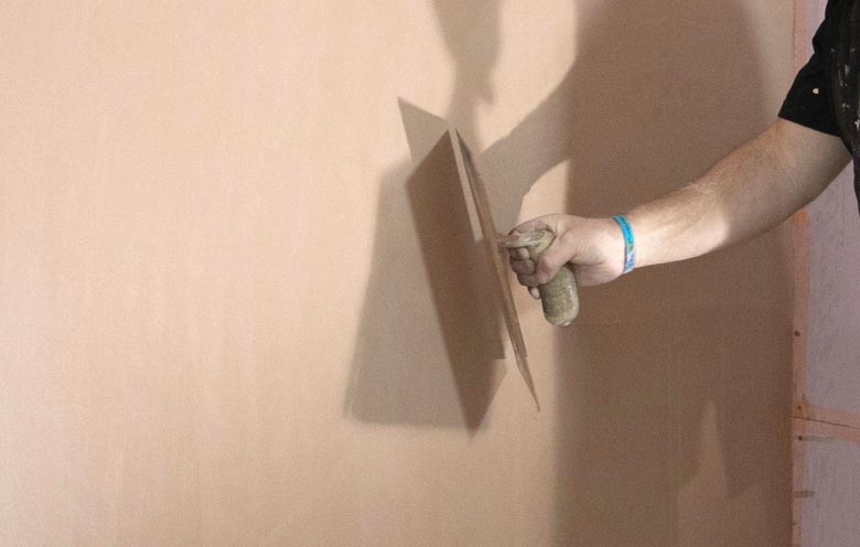 Plastering vs skimming